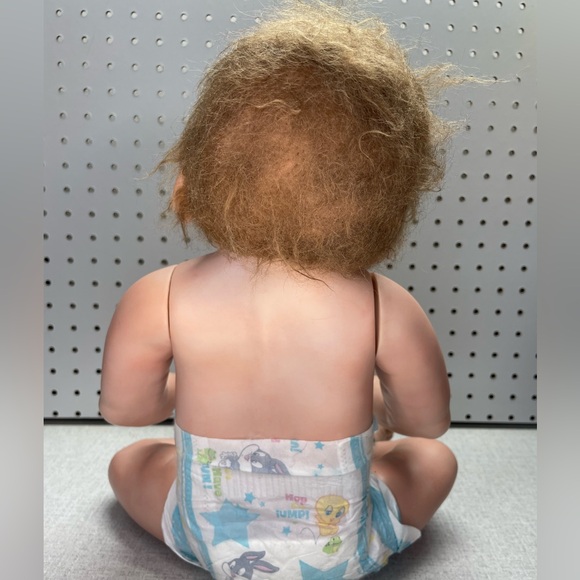 Anatomically Correct Newborn Girl With Tree Costume Pre Owned Condition - Picture 4 of 8